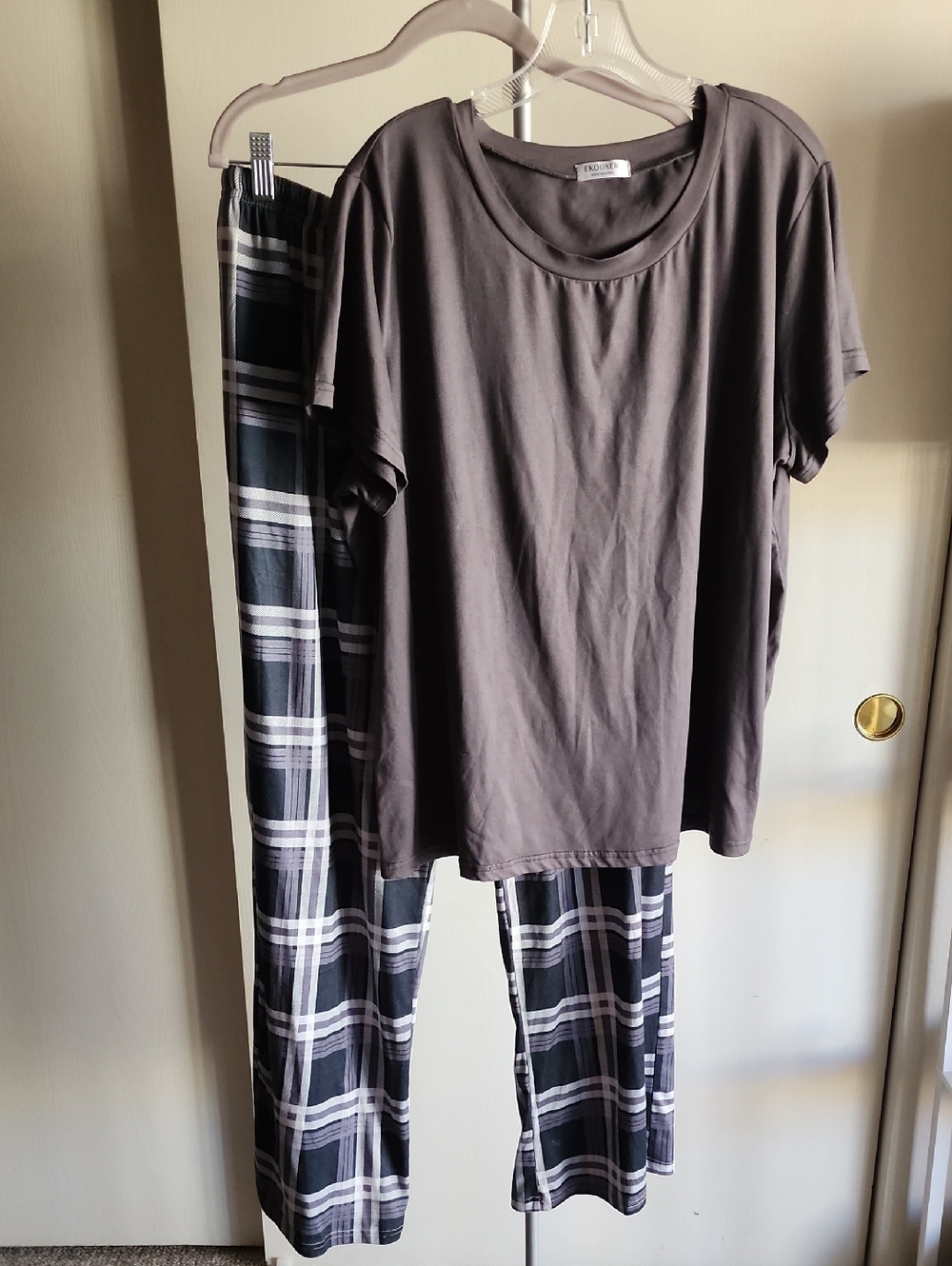 Plaid Lounge/PJ Set 🩶